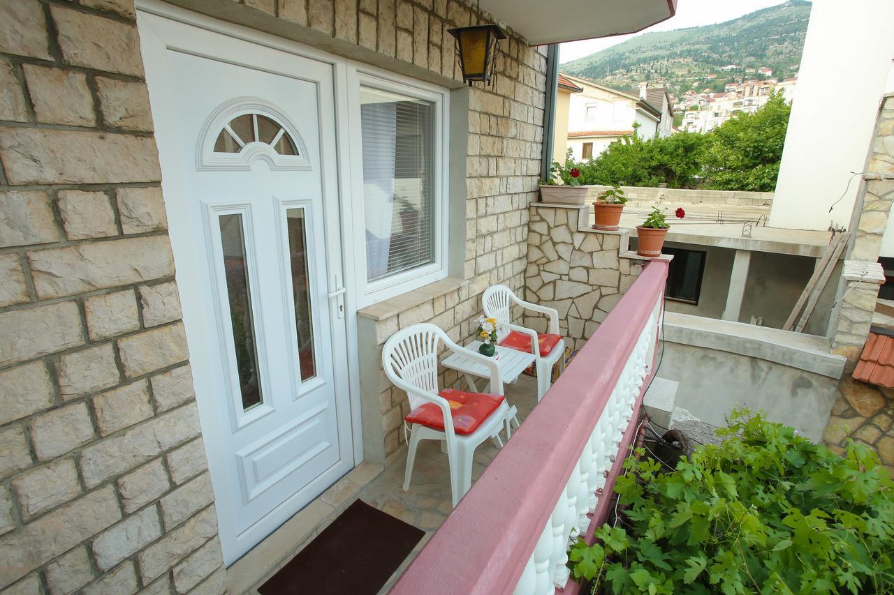 Guesthouse Adi Mostar Esterno foto